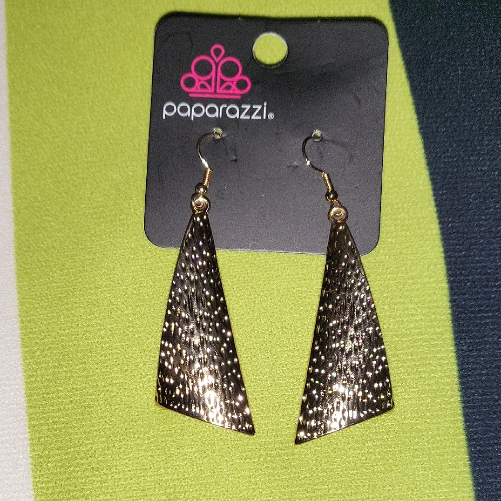 Paparazzi Gold Filigree Teardrop Earrings